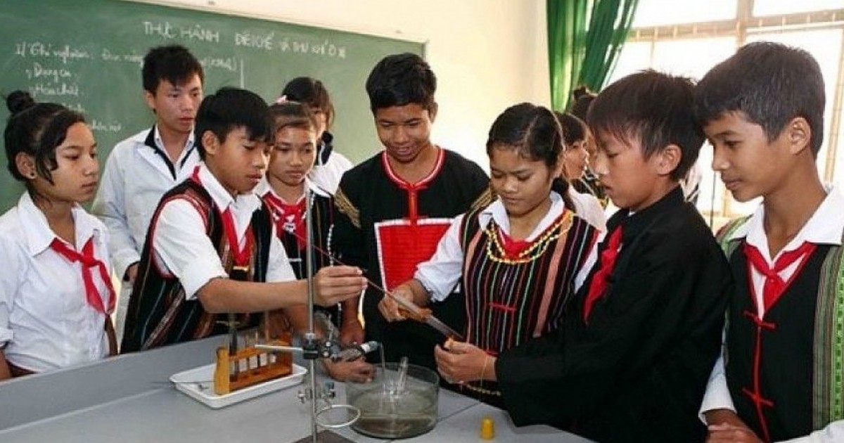 Dự kiến nhiều chính sách ưu tiên hỗ trợ học tập đối với người học dân tộc thiểu số rất ít người